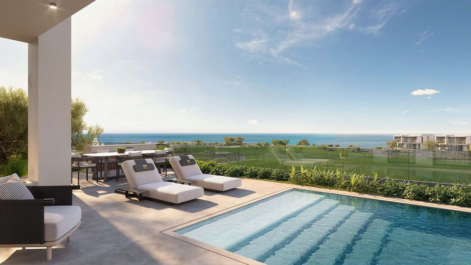Is Golf Property a Good Investment in 2025?